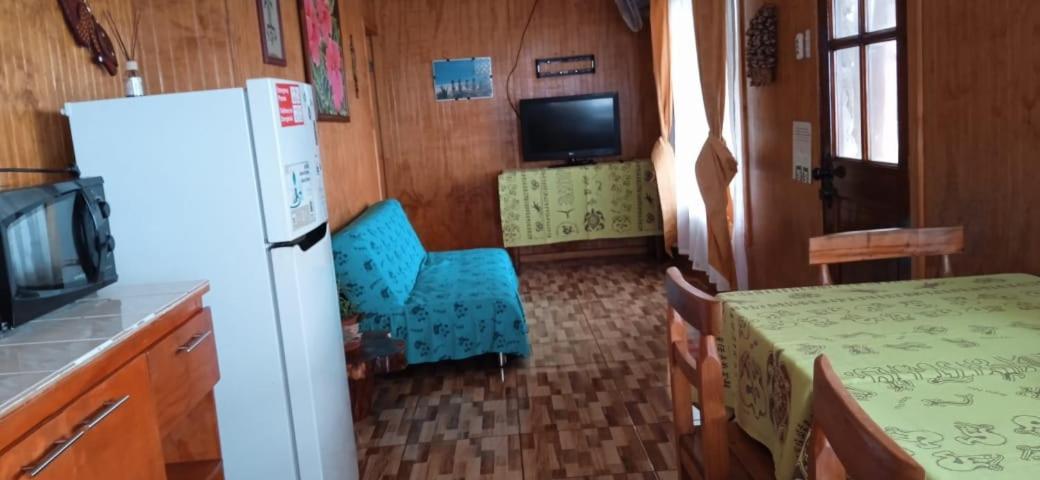Cabanas & Hostal Tojika อังกาโรอา ภายนอก รูปภาพ